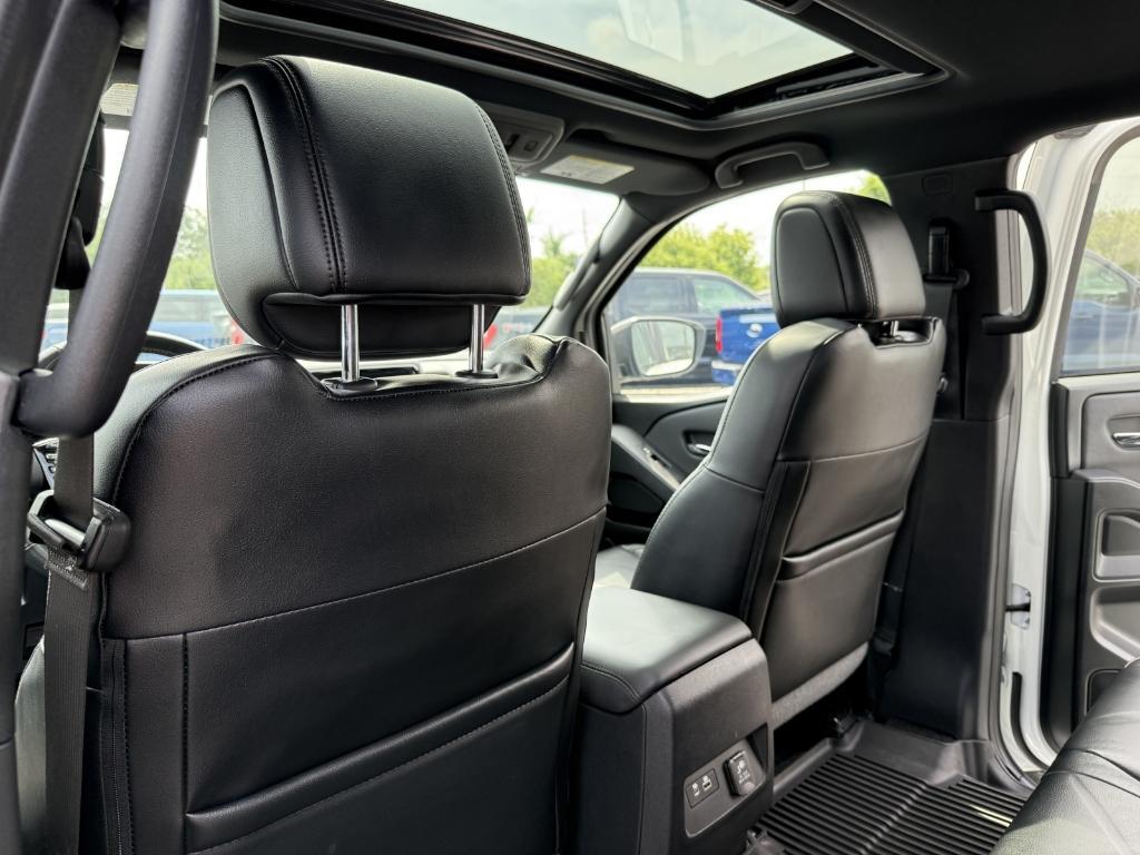 used 2022 Nissan Frontier car, priced at $31,322