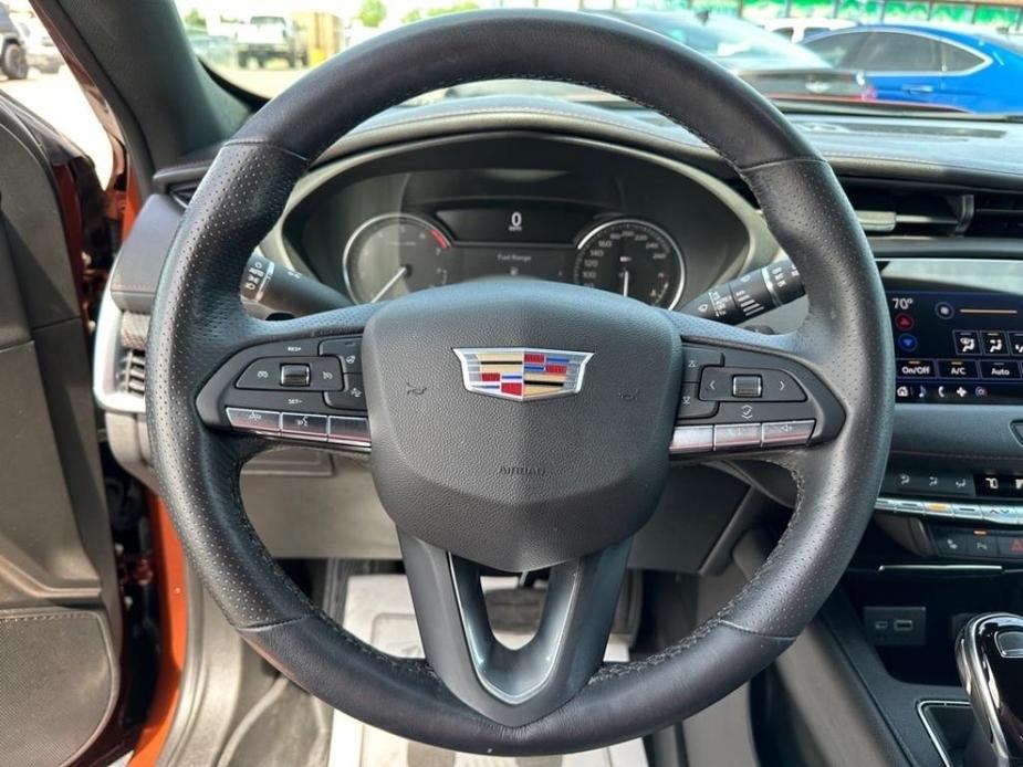 used 2020 Cadillac XT4 car, priced at $29,995