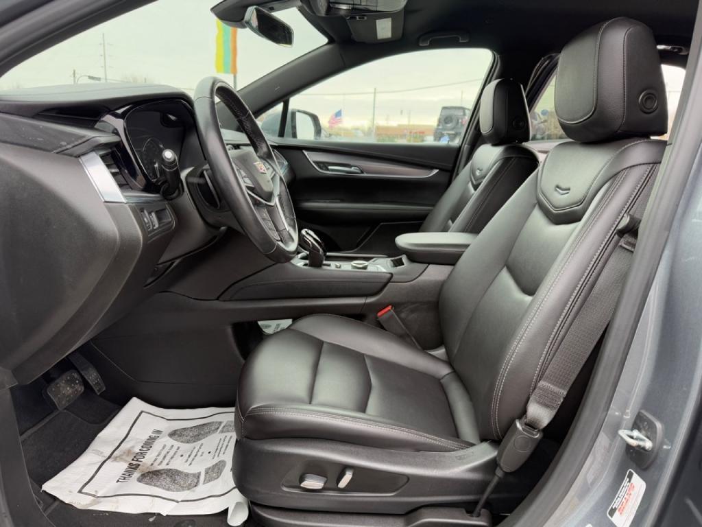 used 2021 Cadillac XT5 car, priced at $25,988