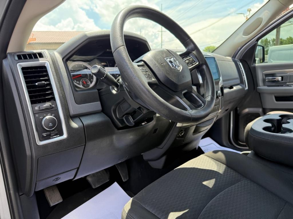 used 2020 Ram 1500 Classic car, priced at $28,880