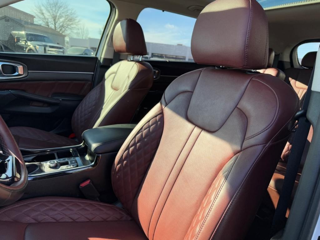 used 2022 Kia Sorento car, priced at $32,520