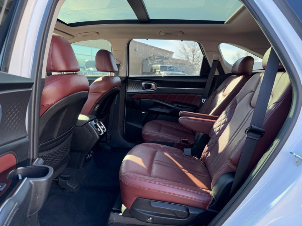 used 2022 Kia Sorento car, priced at $32,520