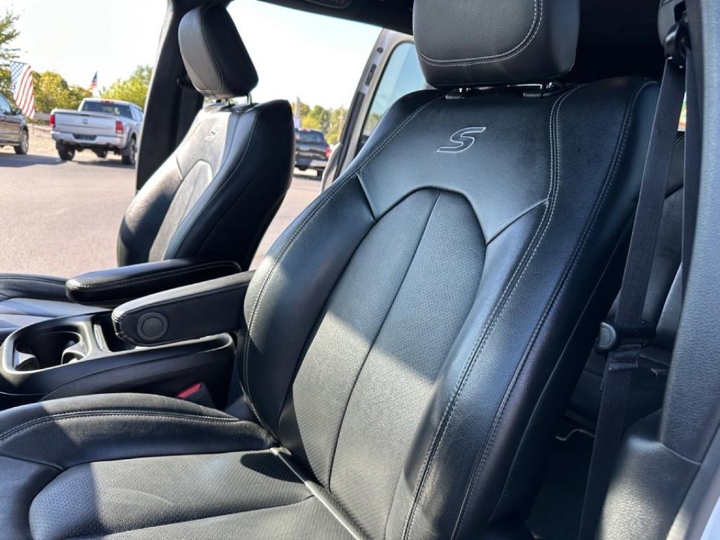 used 2020 Chrysler Pacifica car, priced at $17,880