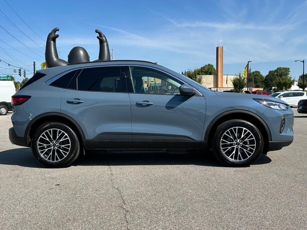 used 2023 Ford Escape car, priced at $29,880