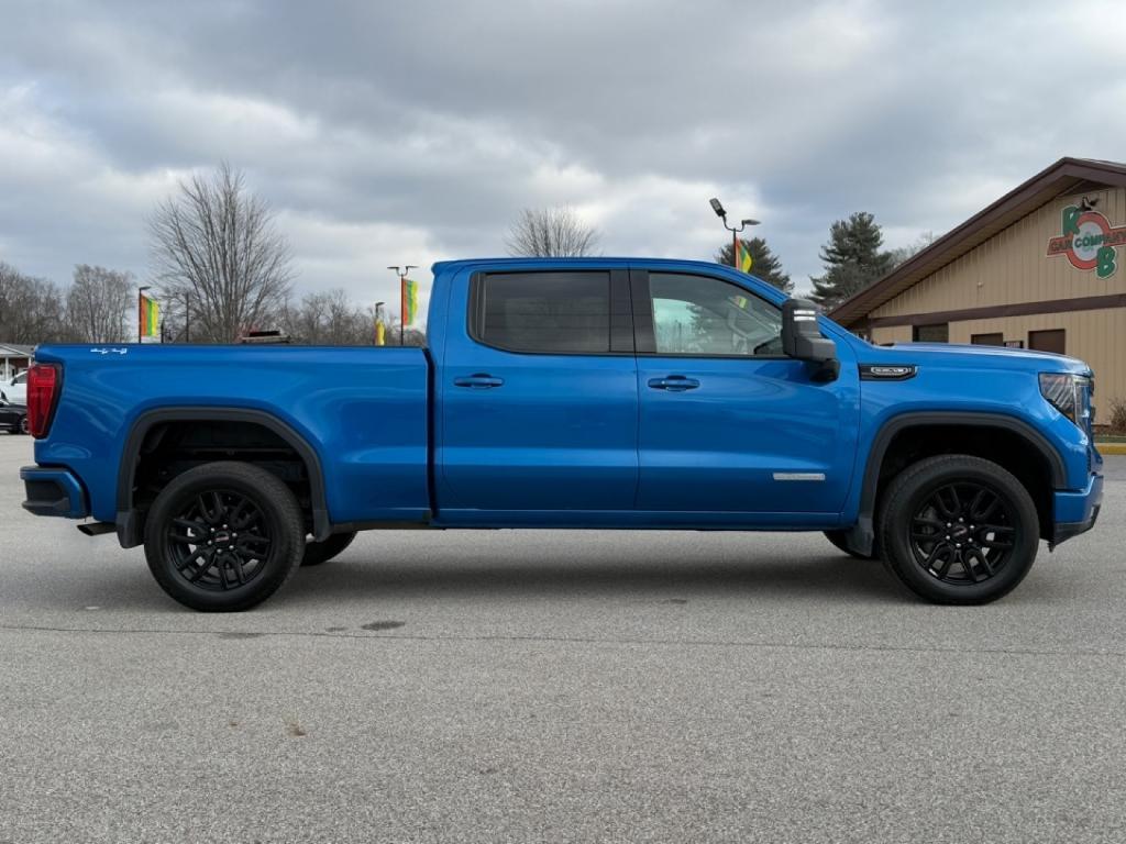 used 2022 GMC Sierra 1500 car, priced at $40,880