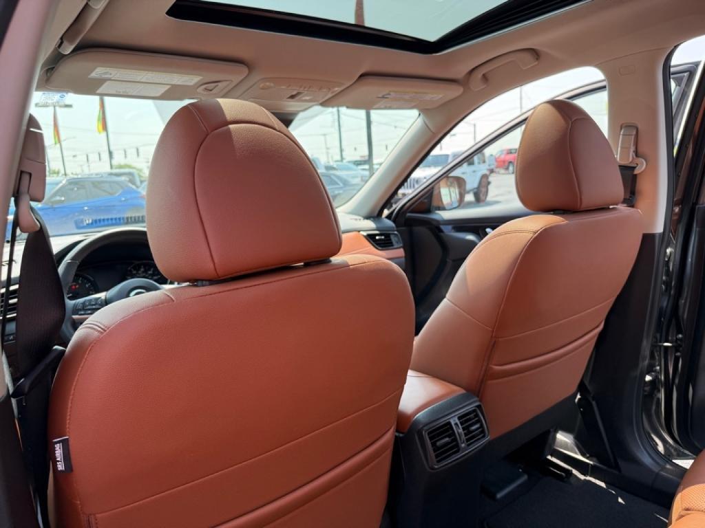 used 2020 Nissan Rogue car, priced at $24,280