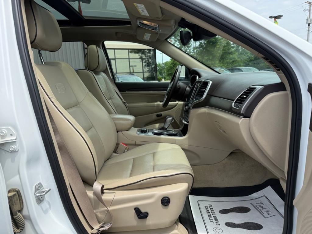 used 2018 Jeep Grand Cherokee car, priced at $21,388