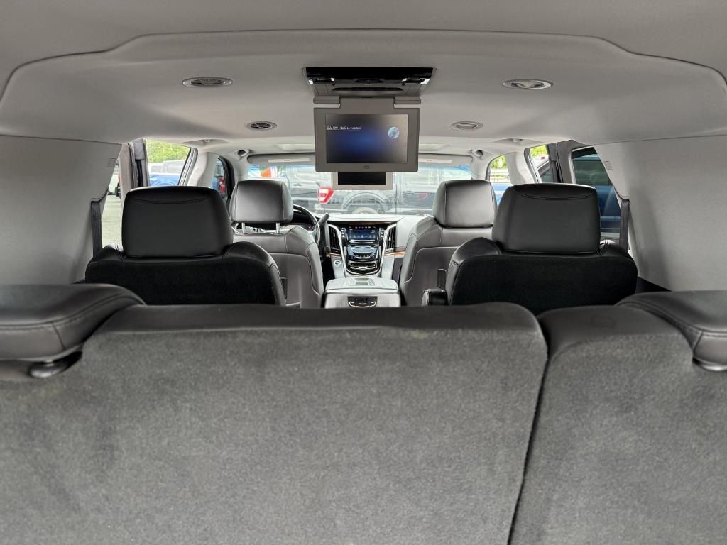 used 2019 Cadillac Escalade ESV car, priced at $32,985