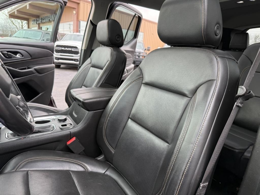 used 2019 Chevrolet Traverse car, priced at $23,655