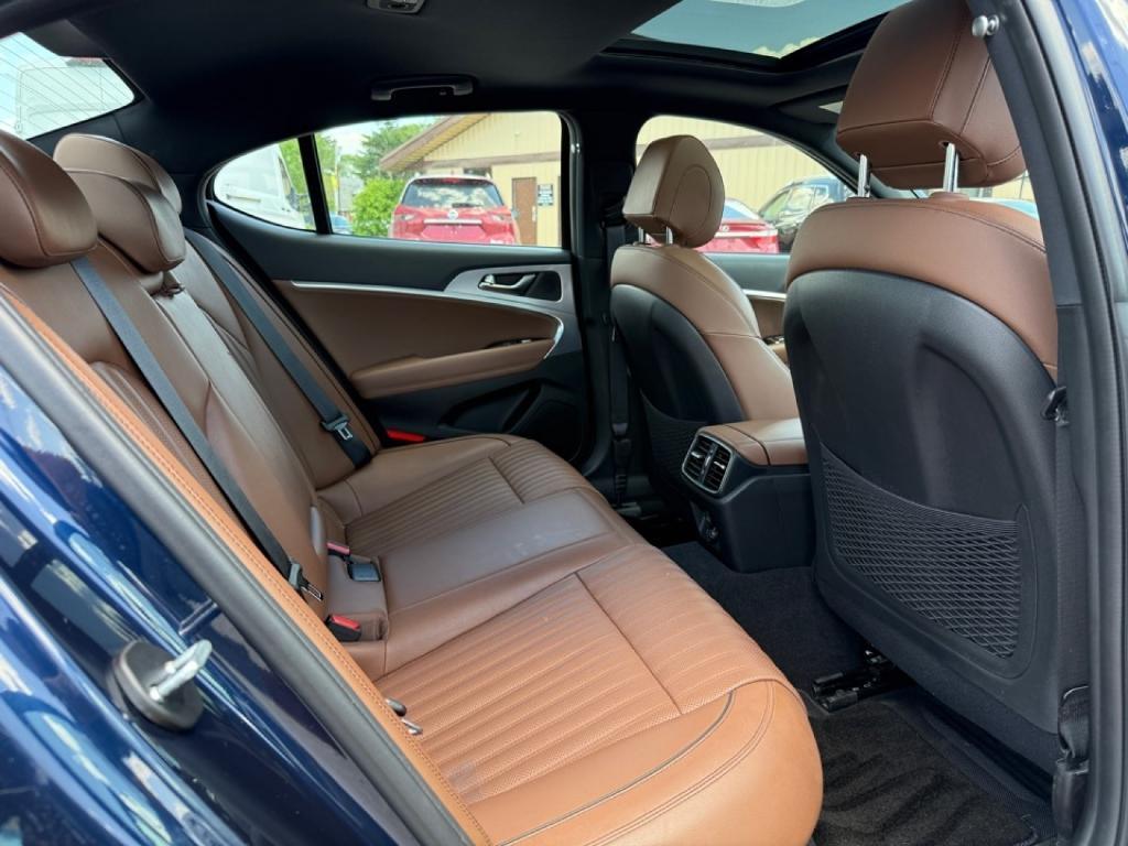 used 2021 Genesis G70 car, priced at $27,980