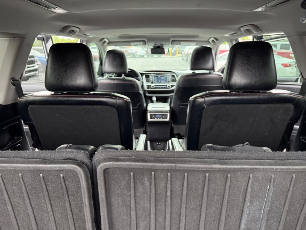 used 2019 Toyota Highlander car, priced at $25,780