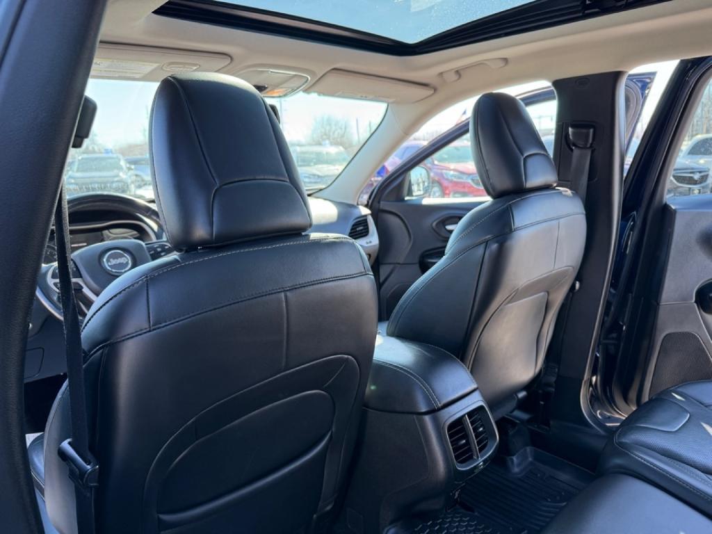 used 2015 Jeep Cherokee car, priced at $14,692