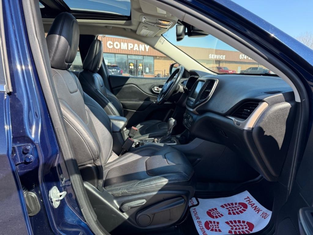 used 2015 Jeep Cherokee car, priced at $14,692