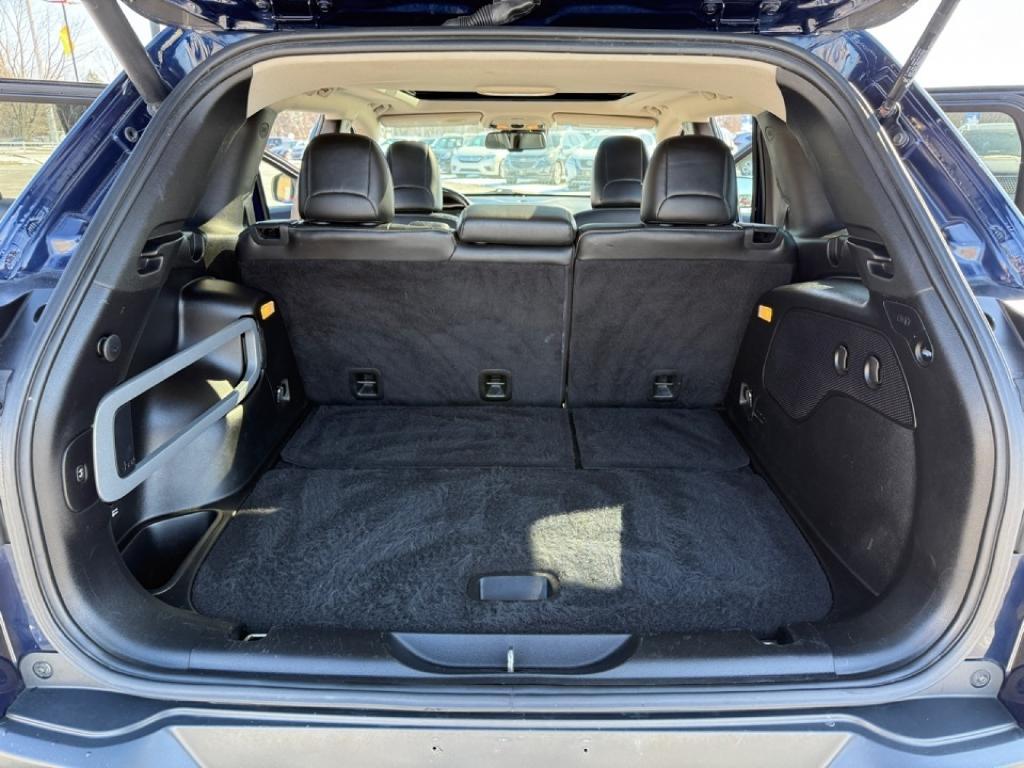 used 2015 Jeep Cherokee car, priced at $14,692