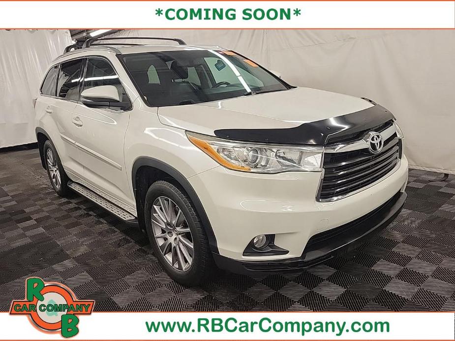 used 2014 Toyota Highlander car, priced at $17,480