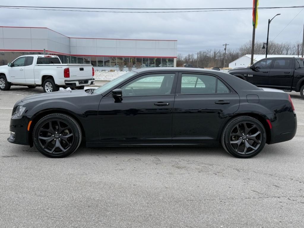 used 2022 Chrysler 300 car, priced at $23,451