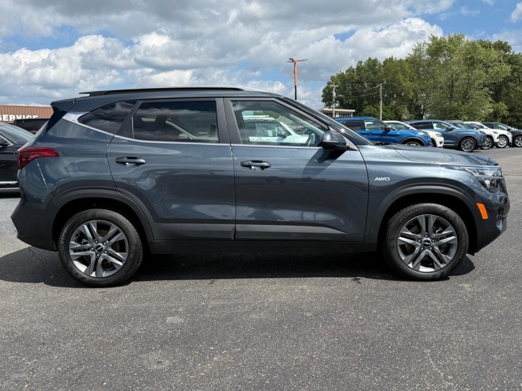 used 2023 Kia Seltos car, priced at $22,995