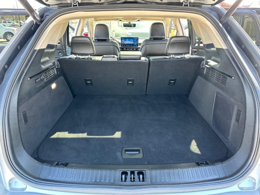 used 2022 Lincoln Nautilus car, priced at $34,495