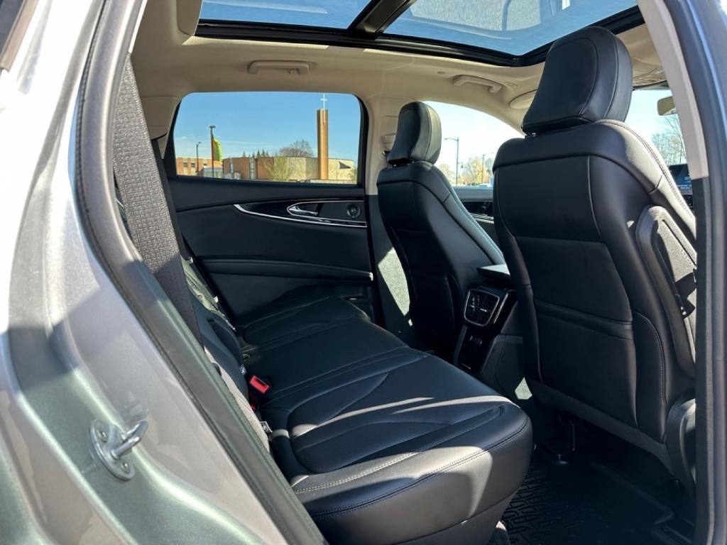 used 2022 Lincoln Nautilus car, priced at $34,495