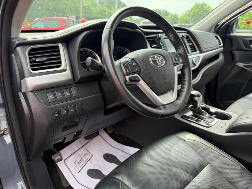 used 2018 Toyota Highlander car, priced at $23,955