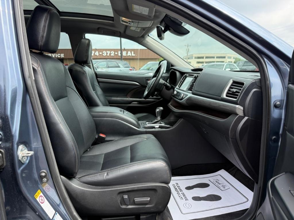used 2018 Toyota Highlander car, priced at $23,955
