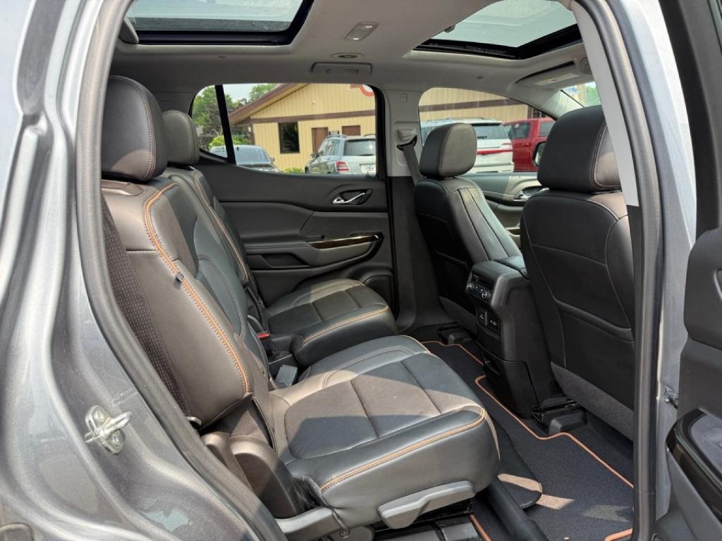 used 2022 GMC Acadia car, priced at $29,999