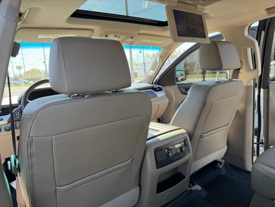 used 2018 Chevrolet Suburban car, priced at $28,455