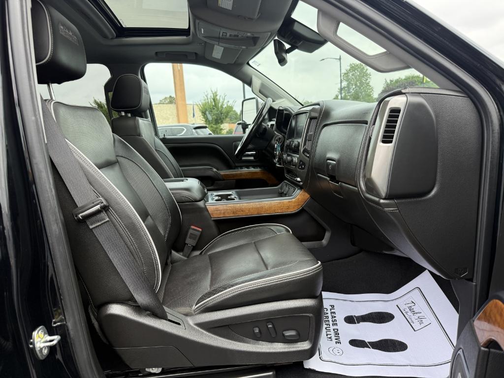 used 2019 Chevrolet Silverado 2500 car, priced at $50,455