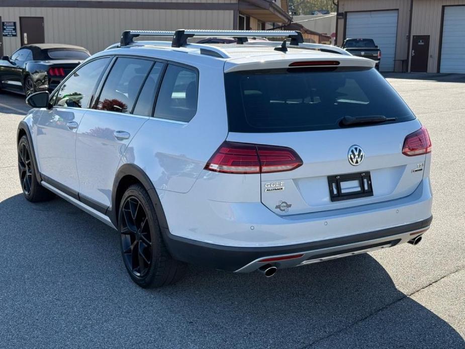 used 2018 Volkswagen Golf Alltrack car, priced at $21,880