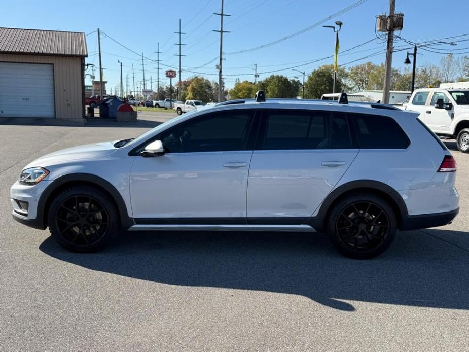 used 2018 Volkswagen Golf Alltrack car, priced at $21,880