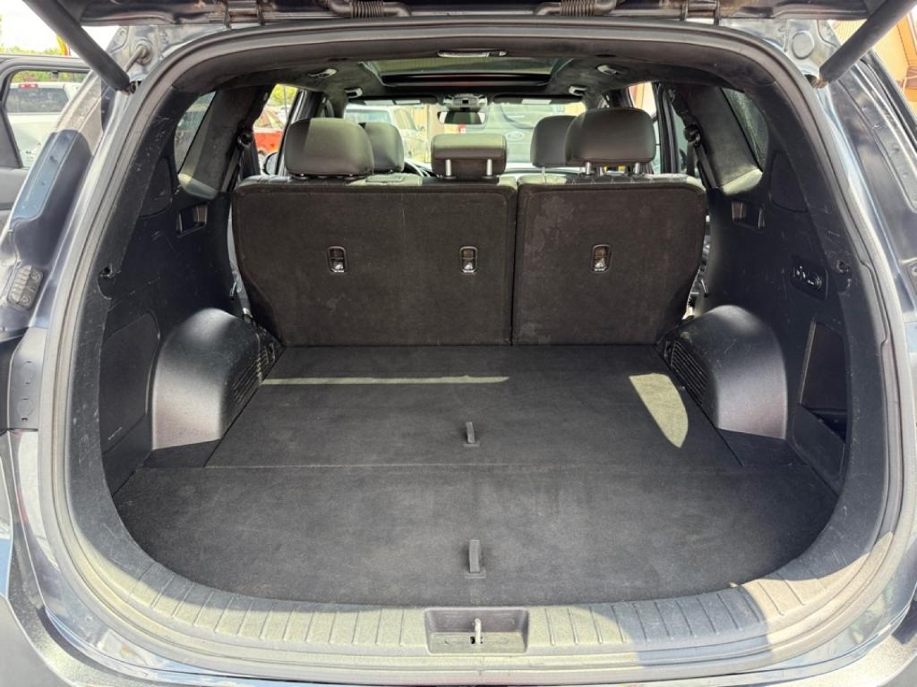 used 2021 Hyundai Santa Fe car, priced at $25,980