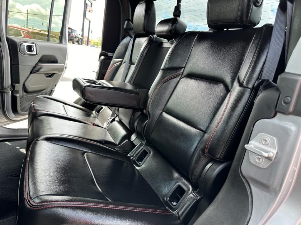 used 2020 Jeep Gladiator car, priced at $32,428
