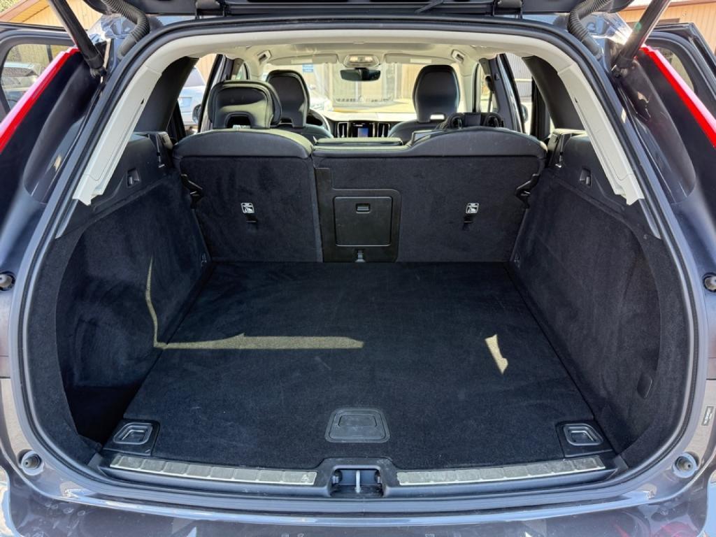 used 2022 Volvo XC60 car, priced at $22,488