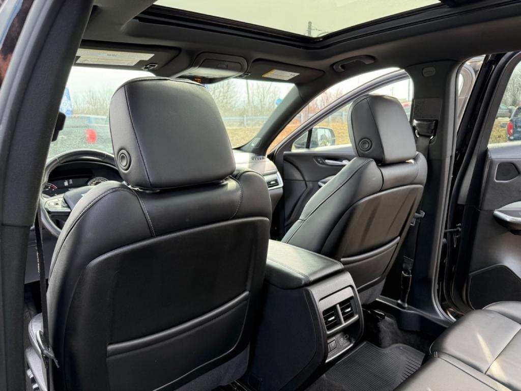 used 2021 Cadillac XT4 car, priced at $23,220