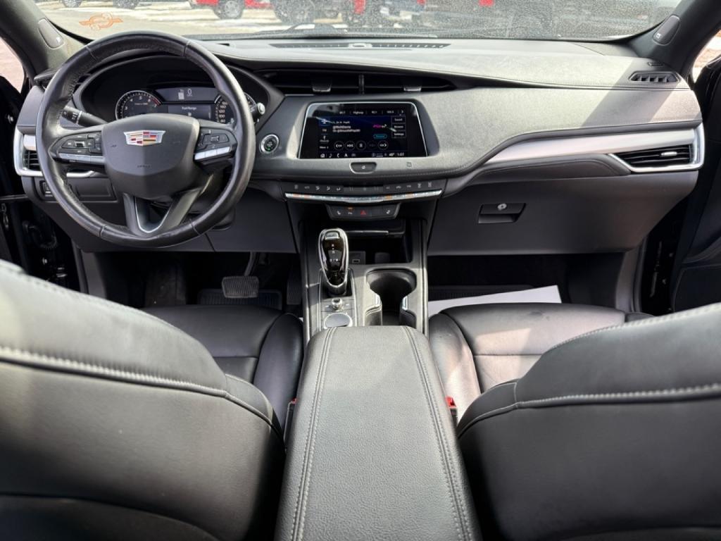 used 2021 Cadillac XT4 car, priced at $23,220