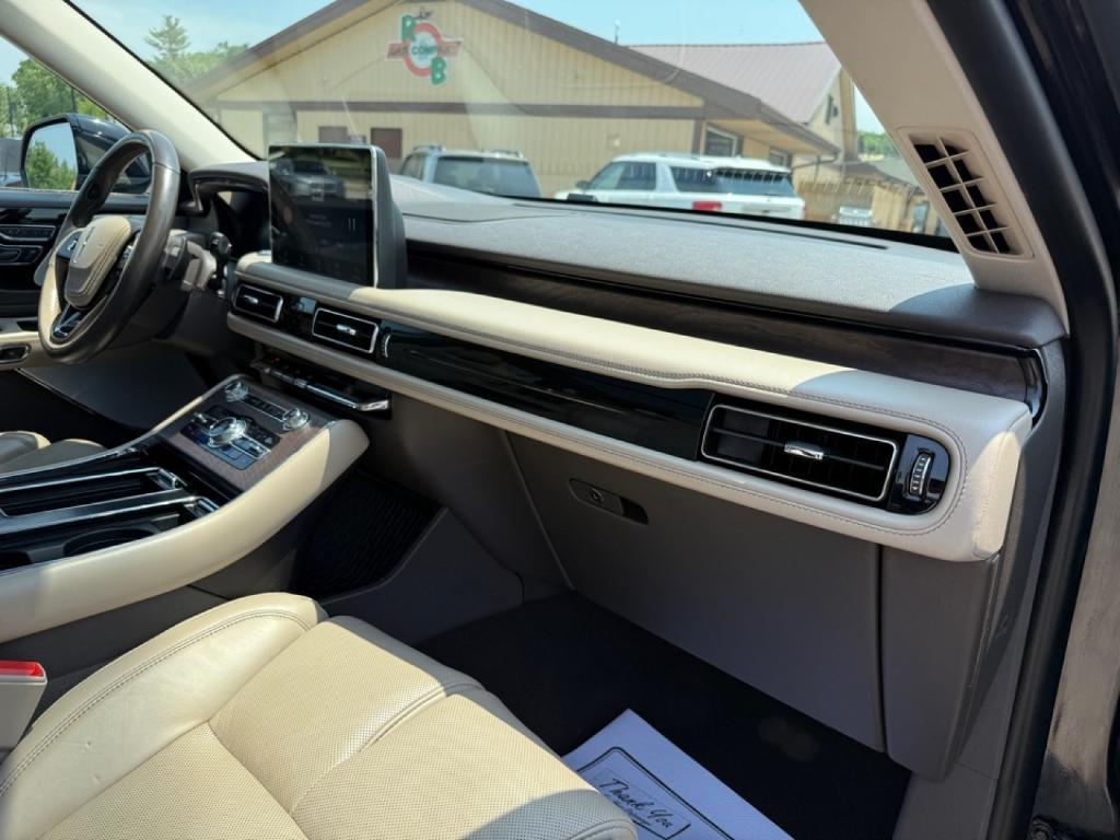used 2020 Lincoln Aviator car, priced at $31,988