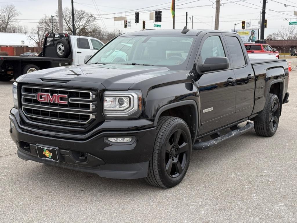 used 2018 GMC Sierra 1500 car, priced at $28,455