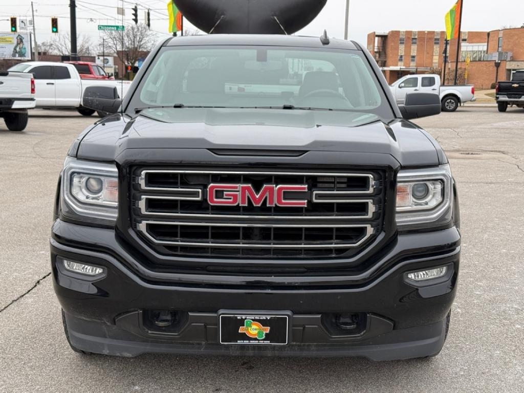 used 2018 GMC Sierra 1500 car, priced at $28,455