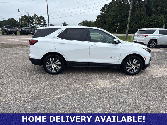 used 2024 Chevrolet Equinox car, priced at $26,400