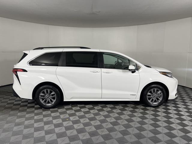 used 2021 Toyota Sienna car, priced at $36,932