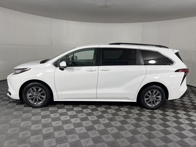 used 2021 Toyota Sienna car, priced at $36,932