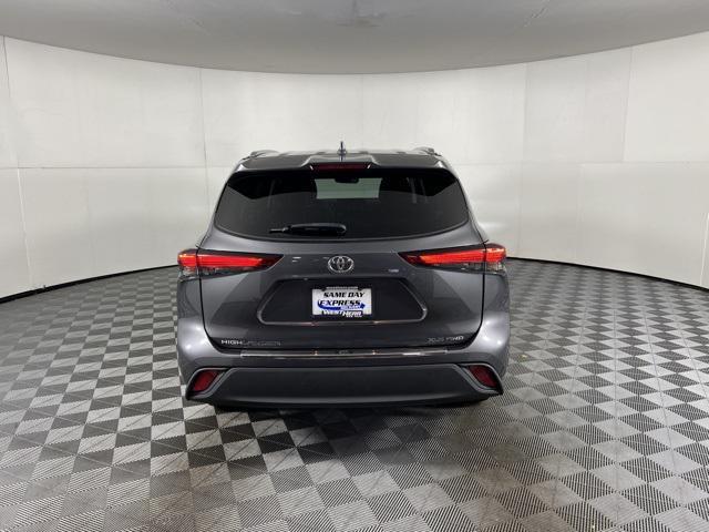 used 2021 Toyota Highlander car, priced at $36,929