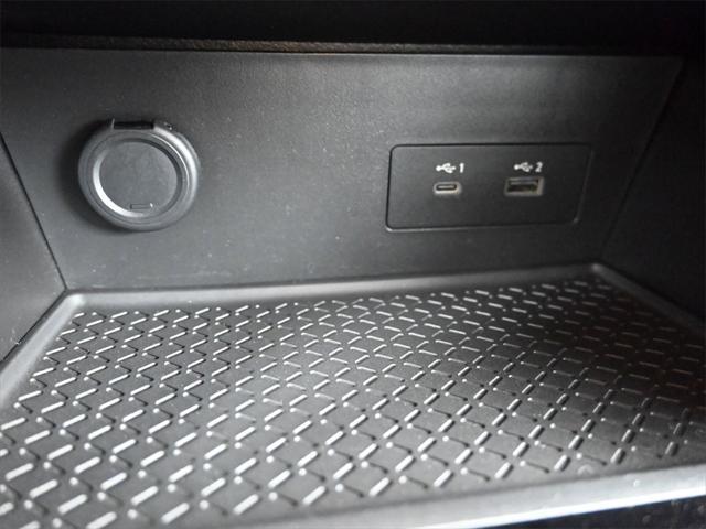used 2022 Nissan Pathfinder car, priced at $33,000