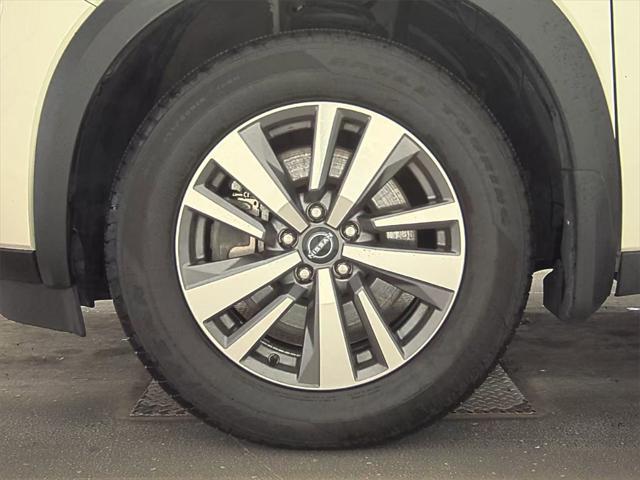 used 2022 Nissan Pathfinder car, priced at $33,000