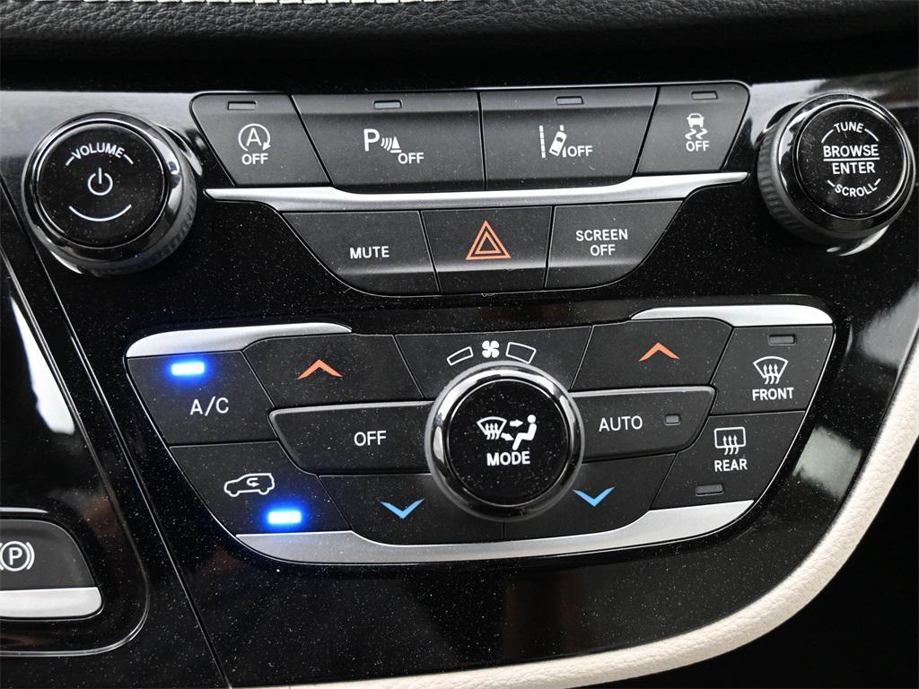 used 2021 Chrysler Pacifica car, priced at $20,500