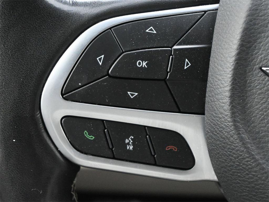 used 2021 Chrysler Pacifica car, priced at $20,500