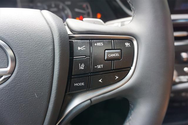 used 2022 Lexus ES 350 car, priced at $38,500