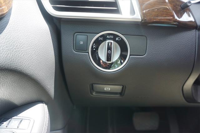 used 2012 Mercedes-Benz M-Class car, priced at $12,500