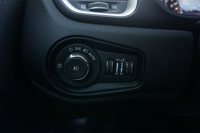 used 2021 Jeep Renegade car, priced at $14,500