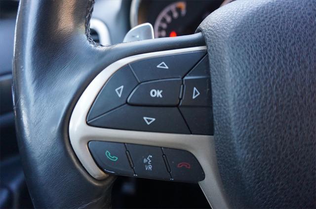 used 2015 Jeep Grand Cherokee car, priced at $12,726